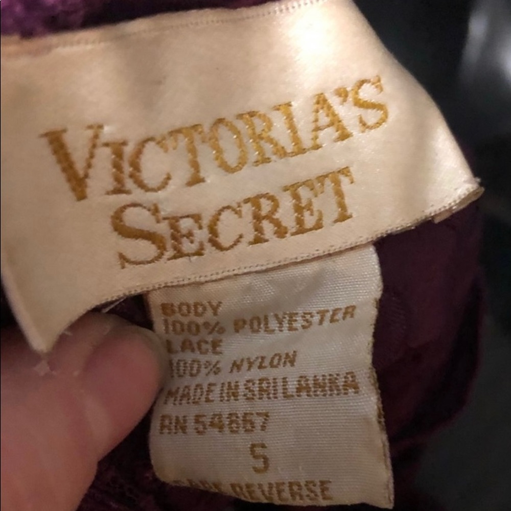 Vintage Victoria’s Secret Nightgown - Picture 4 of 4